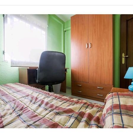 Piso Con Buena Red Wiffi Fibra Optica Alquiler De Habitaciones Sevilla Exterior foto