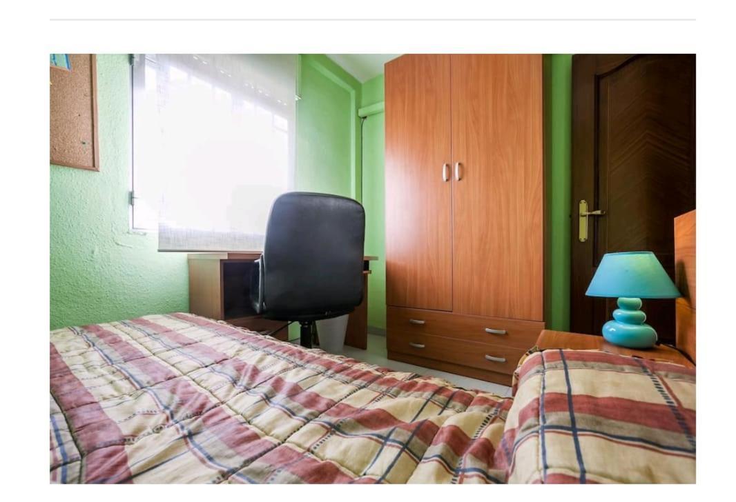 Piso Con Buena Red Wiffi Fibra Optica Alquiler De Habitaciones Sevilla Exterior foto